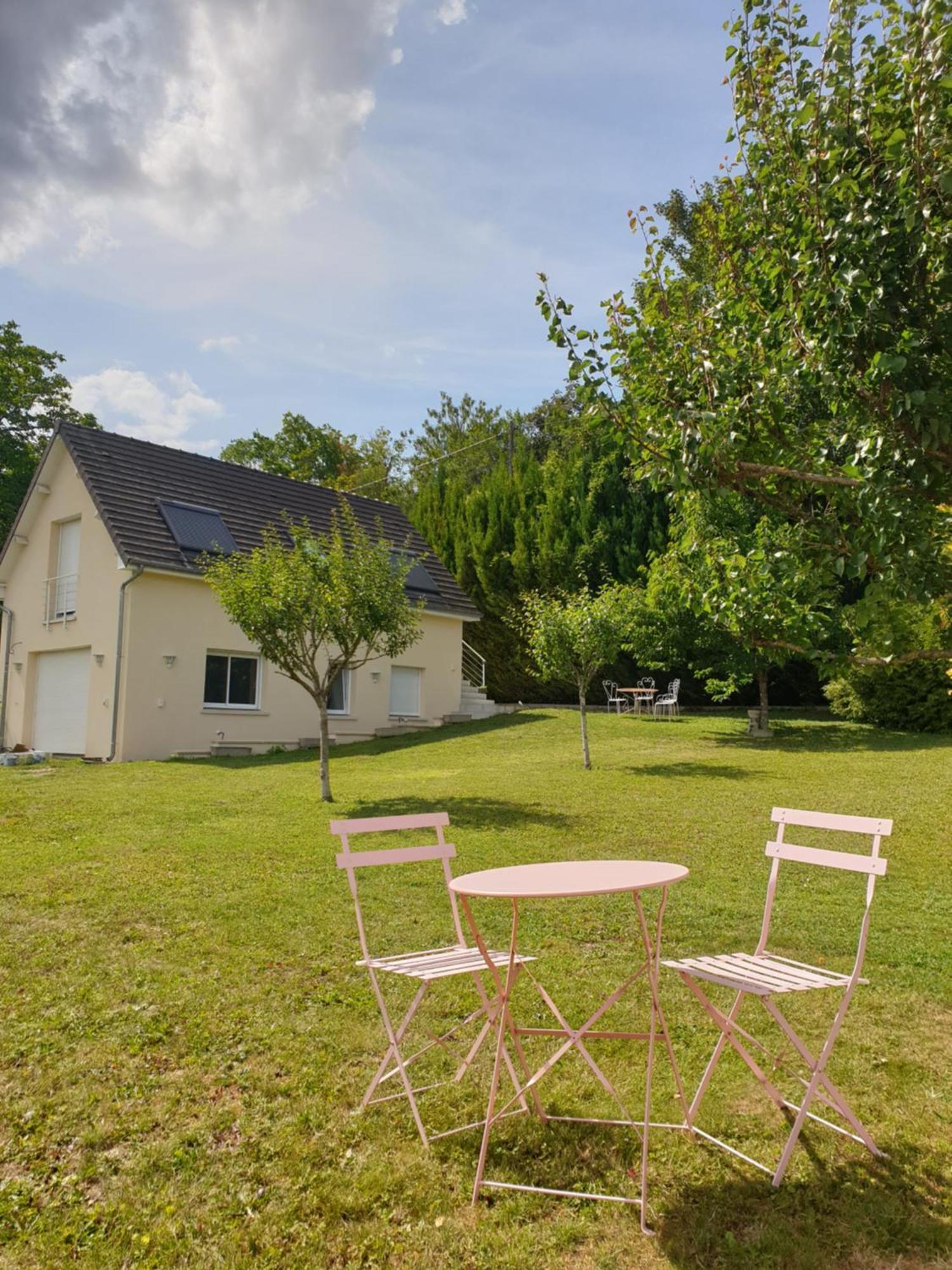 Le Verger De Sophie Sainte-Genevieve-les-Gasny Bagian luar foto
